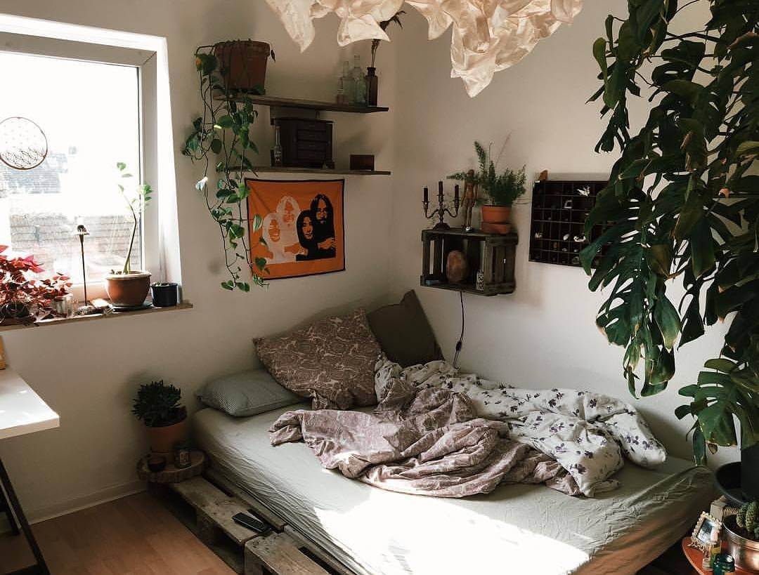 Top 16 DIY Bedroom Decoration Ideas - Sensod