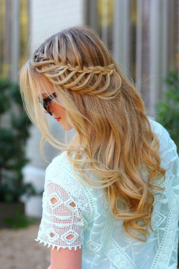 Half Crown Lace Braid-Bun Girls Hairstyles That Are Seriously Cute