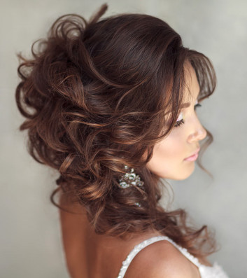 Simple & Subtle Long Hairstyles For Women