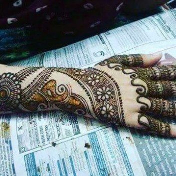 FOOT MEHANDI DESIGN