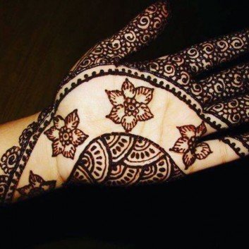 Easy and simple henna designs for palms