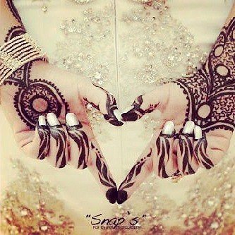 simple mehndi design for beginners