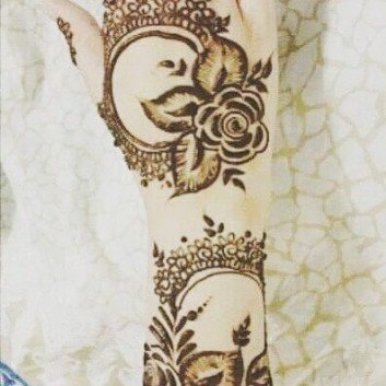 Full hand and Arm Mehndi designs