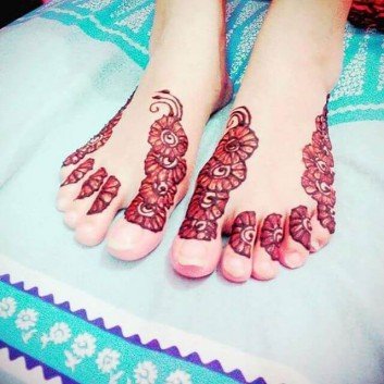 leg mehndi design images  on sensod