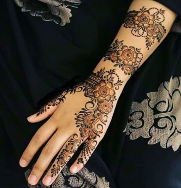 full hand with arm mehndi design