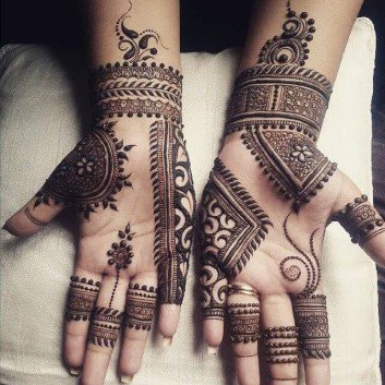 Easy Mehndi Designs For Front Hands For Kids