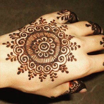 mehndi design for baby girl