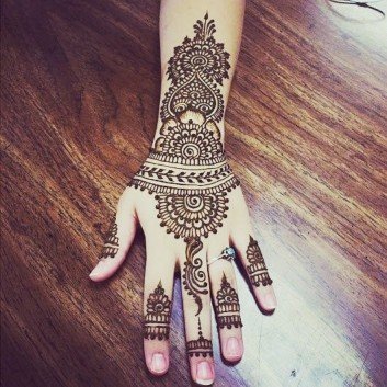 simple mehndi designs for kids