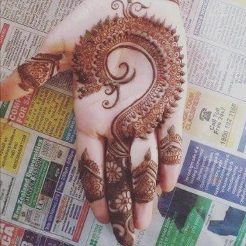 Best Front hand Mehndi Designs for Kids 2018