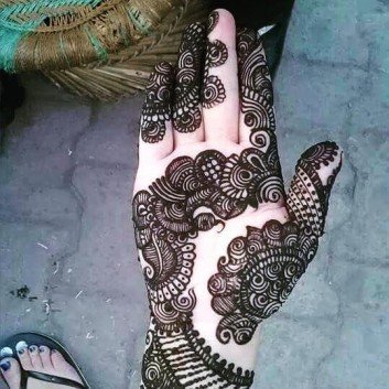 Best Full Front hand Mehndi Designs for Kids 2018