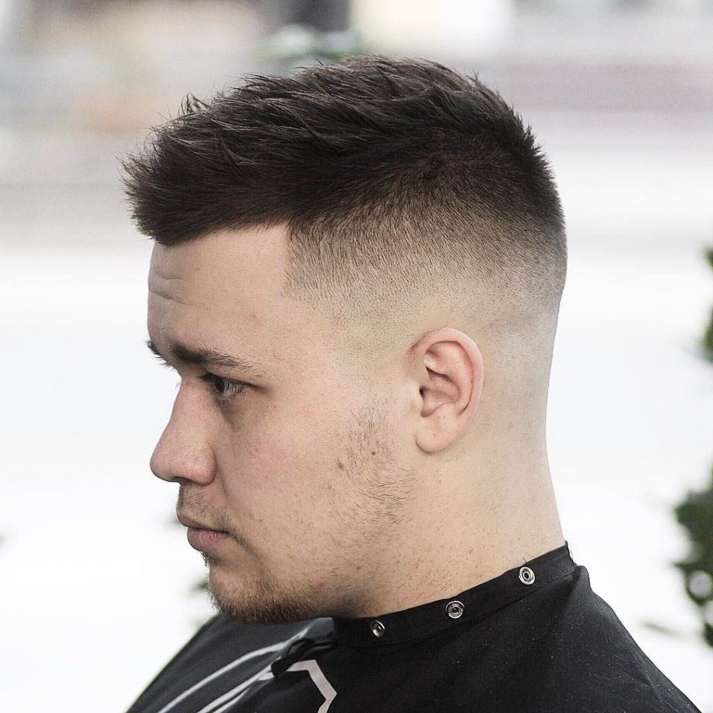 50 Amazing Haircuts for Round Faces  Hair Adviser