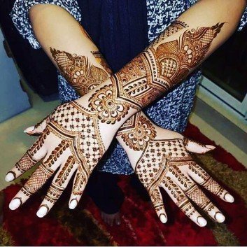 detailed mehndi designs for young girls