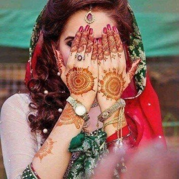 bridal's mehndi hands on wedding