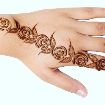 unique mehndi design