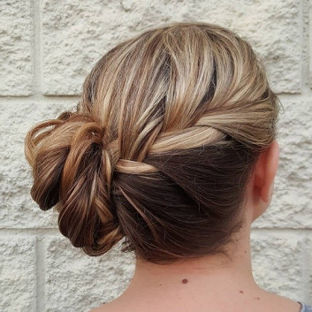 Twisted Side Bun Hairstyles For Short Hair-Medium Length Hair