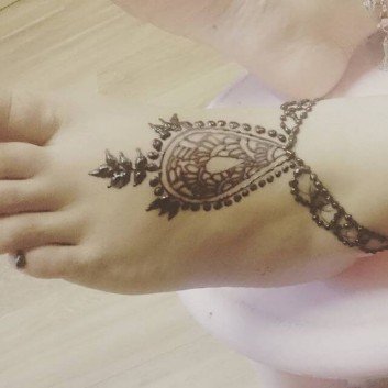 indian mehndi designs for feet