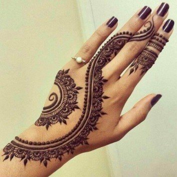 elegant mehandi designs