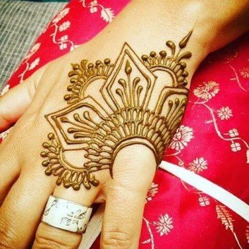 beautiful mehandi design