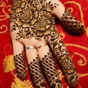 floral mehandi design