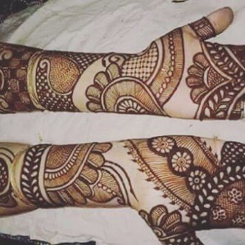 simple and elegant mehandi