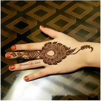 Lovely Leaflets Pattern mehndi Design