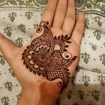 Lovely Leaflets Pattern mehndi Design