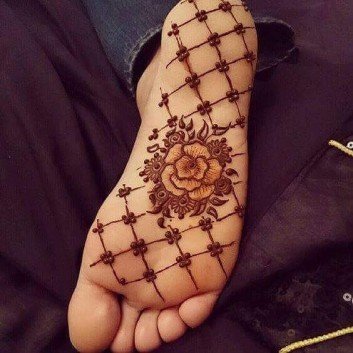 foot mehandi designs