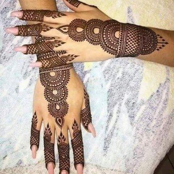 brainy mehandi design