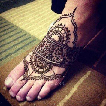 foot mehandi designs