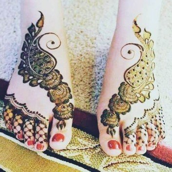 Latest Foot Arabic Mehndi Designs To Inspire From