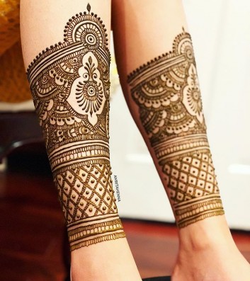 bridal legs mehndi designs