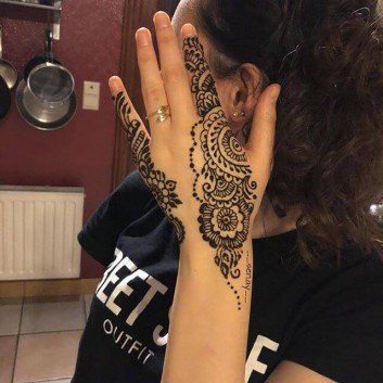 easy and simple mehndi design