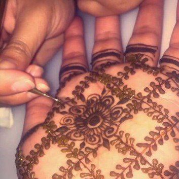 simple mehndi