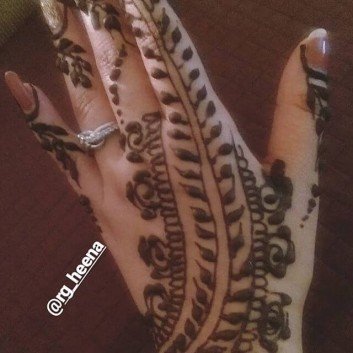 2018 elegant mehndi design