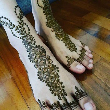 foot mehndi art