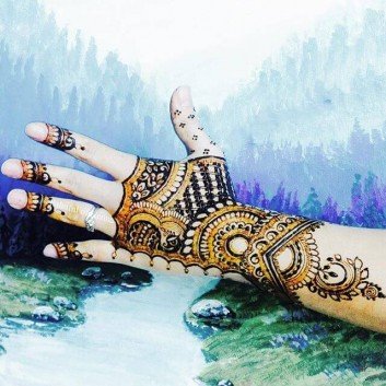 full hand mehndi