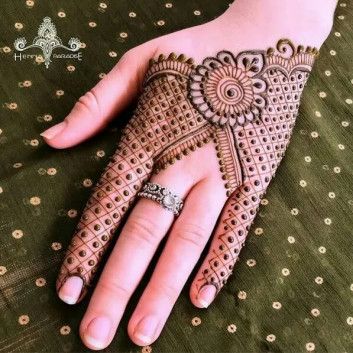 dotted mehndi designs ideas