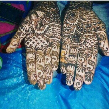 beautiful henna design