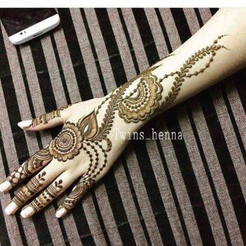 beautiful mehndi design