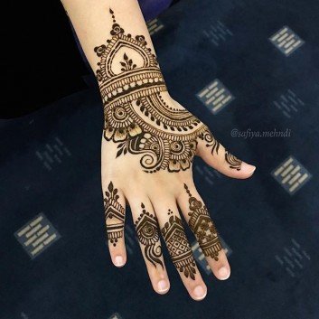 simple mehndi design