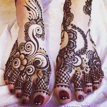 beautiful and classy designs for feet