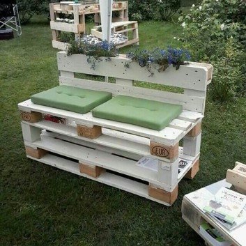 pallet compact sofa