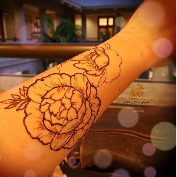 Delicate Henna Tattoo Designs