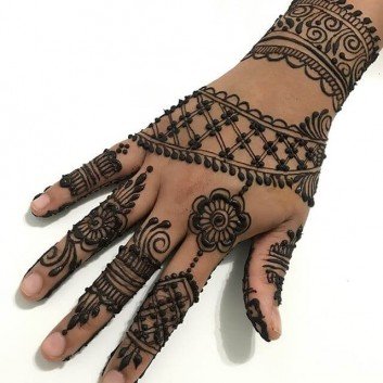 unique and easy mehndi designs