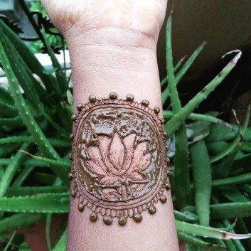 simple arm mehndi designs