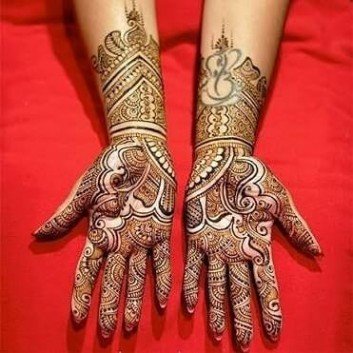 detailed full hands mehndi