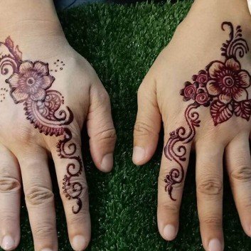 simple mehndi designs for back hands