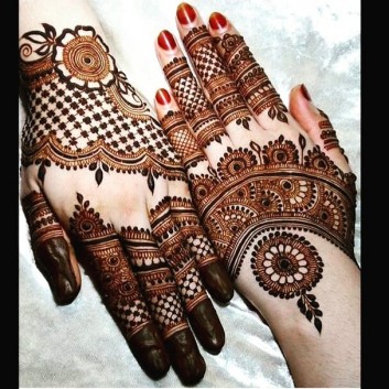 latest back hand mehndi designs