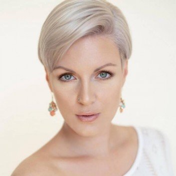 short hairstyles for over 50