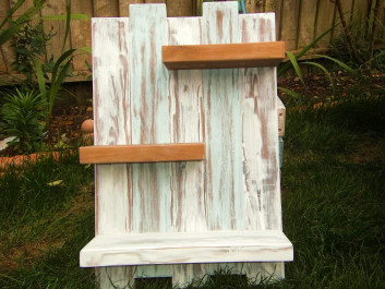 wooden pallet wall shelves ideas